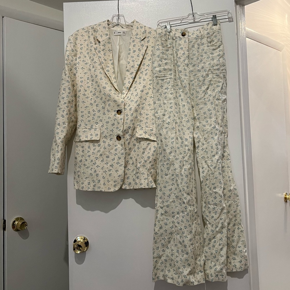 MANGO matching blazer set